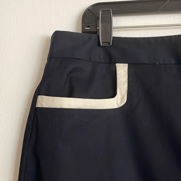 Talbots Women’s Navy Blue With White Pocket Trim. Sz 16 - Picture 2 of 9